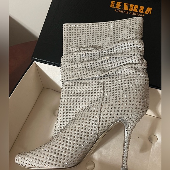 LE SILLA. LIMITED EDITION Stiletto With Swarovski Crystal’s. 101/40 Size 39/8 - Picture 8 of 16